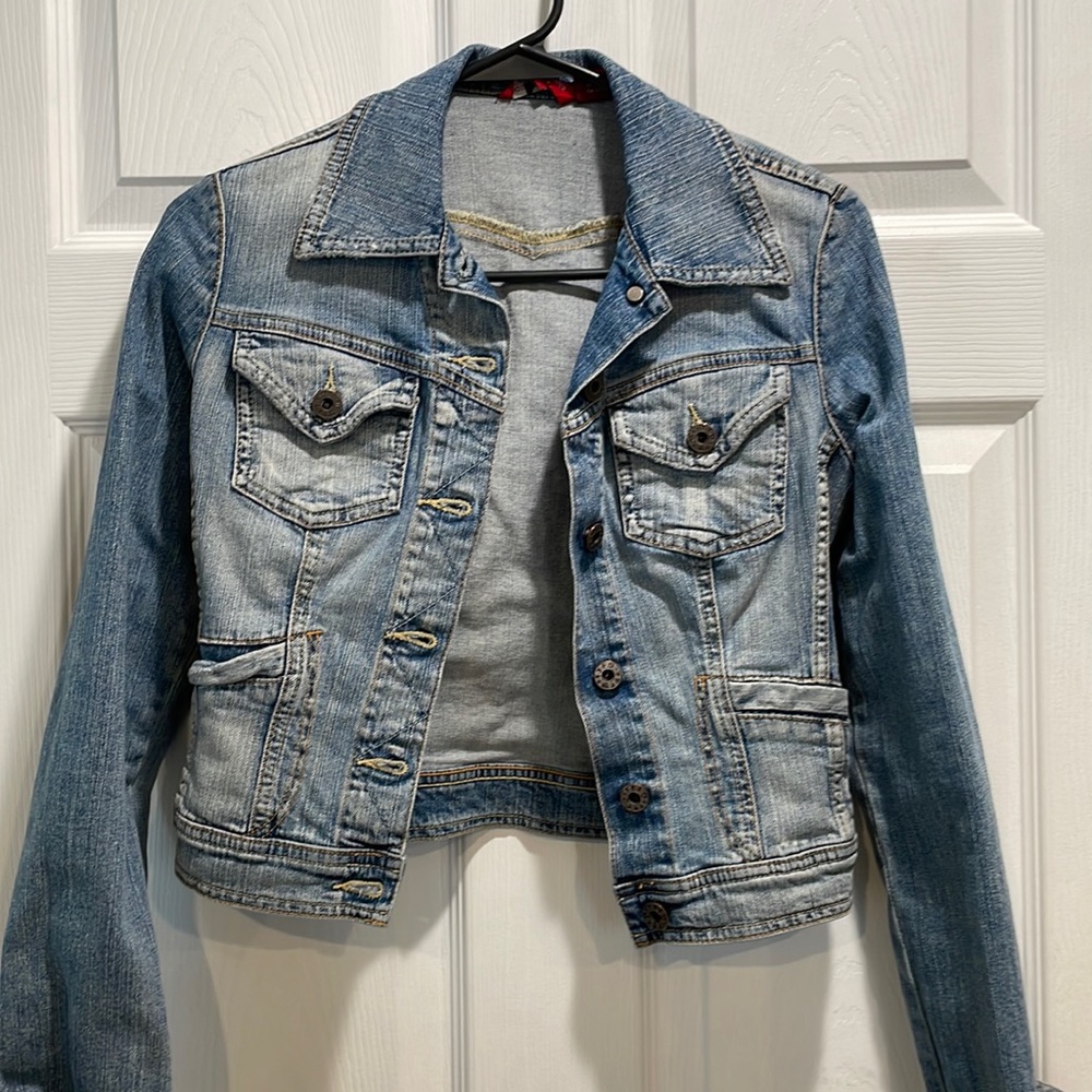 Guess jean jacket small